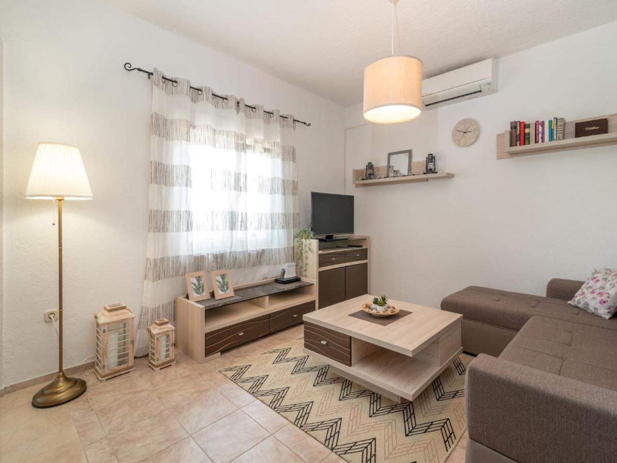 Scenic Sea View,Three Bedroom Villa With Pool Trogir Exteriör bild