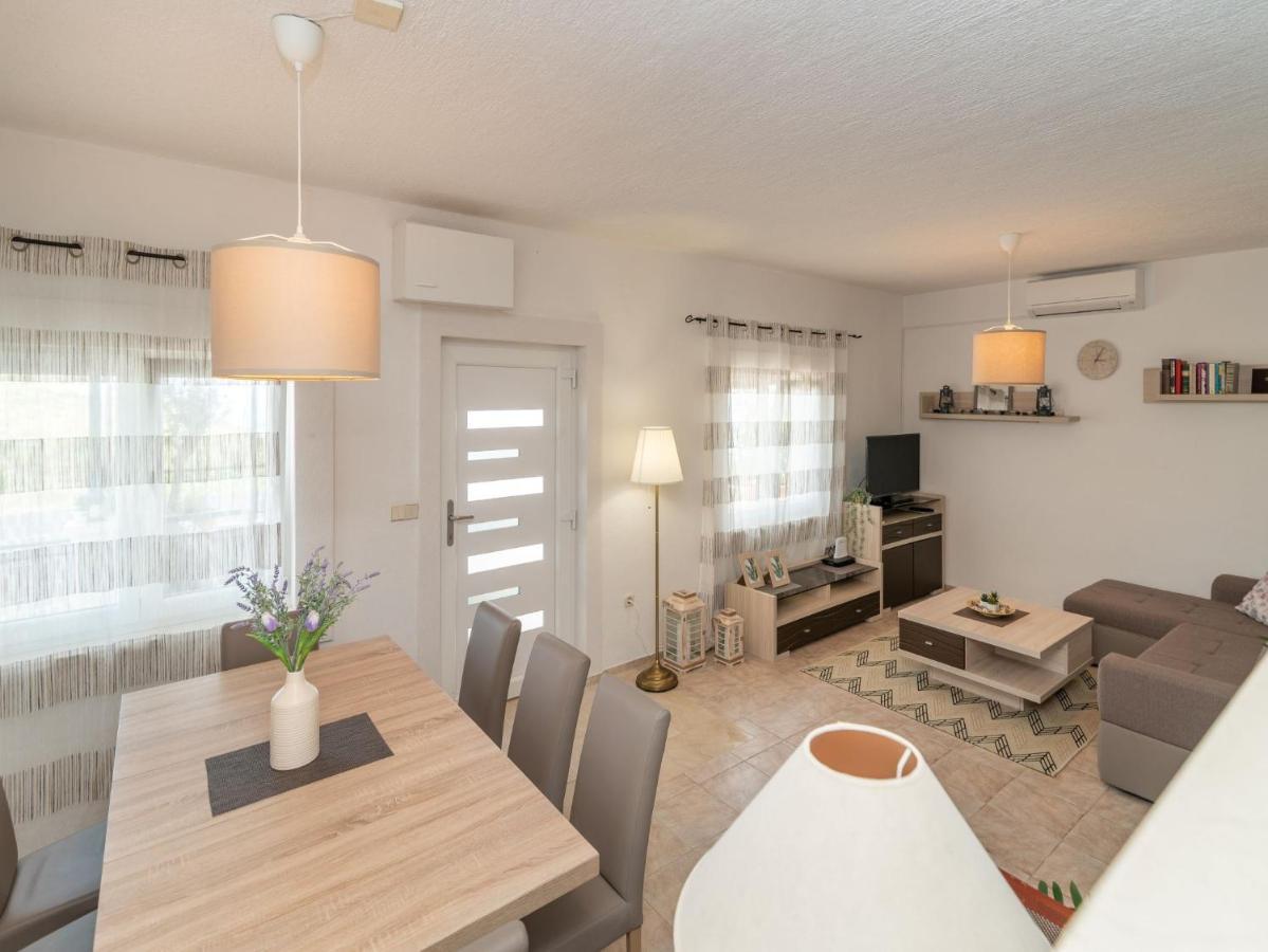 Scenic Sea View,Three Bedroom Villa With Pool Trogir Exteriör bild