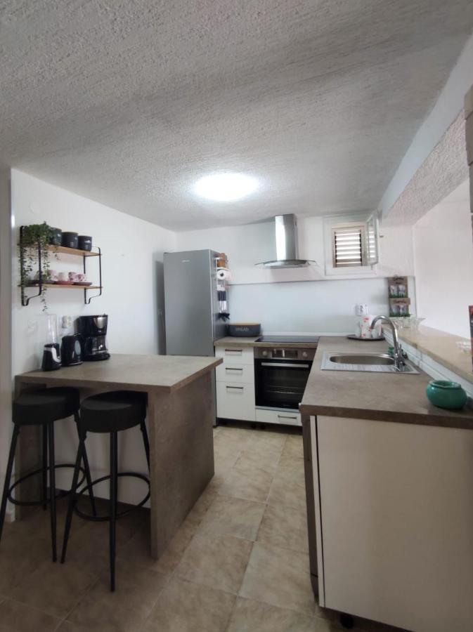 Scenic Sea View,Three Bedroom Villa With Pool Trogir Exteriör bild